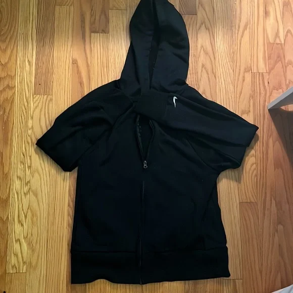 2 items. - Picture 4 of 5